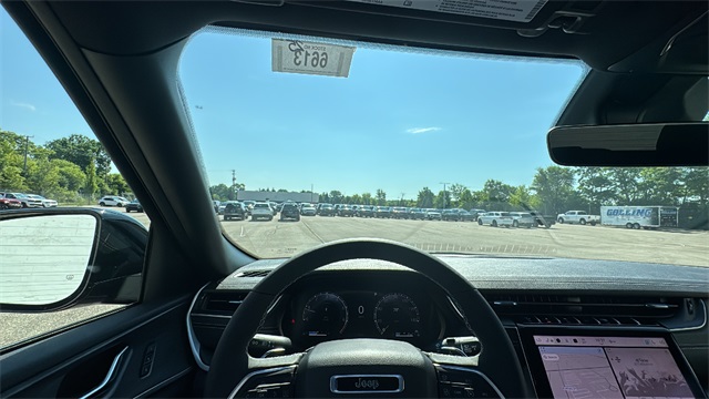 new 2025 Jeep Grand Cherokee car, priced at $48,703
