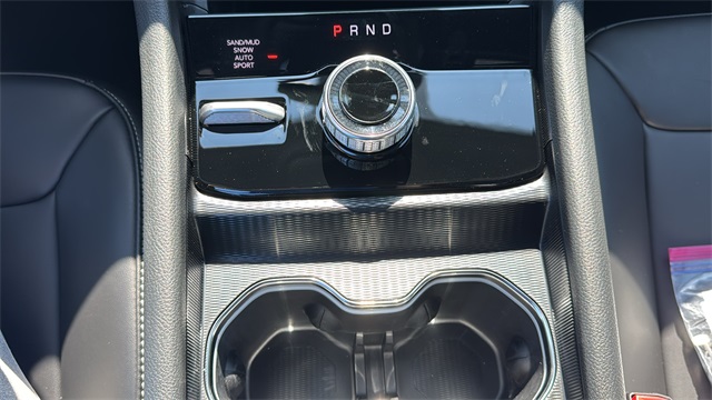 new 2025 Jeep Grand Cherokee car, priced at $48,703