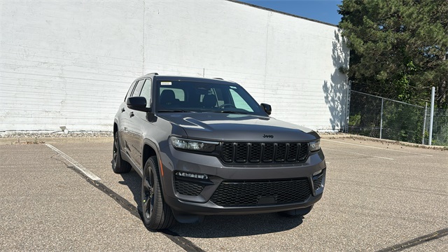 new 2025 Jeep Grand Cherokee car, priced at $48,703
