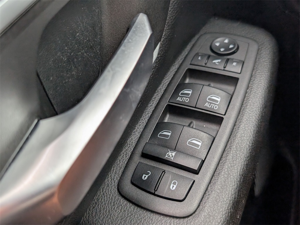 used 2022 Ram 1500 car, priced at $32,000