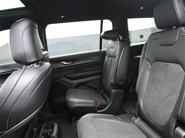 new 2025 Jeep Grand Cherokee L car, priced at $43,325