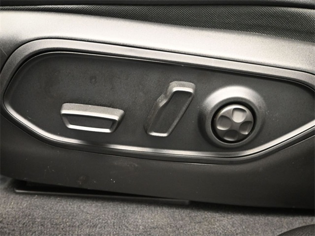 new 2025 Jeep Grand Cherokee L car, priced at $43,325