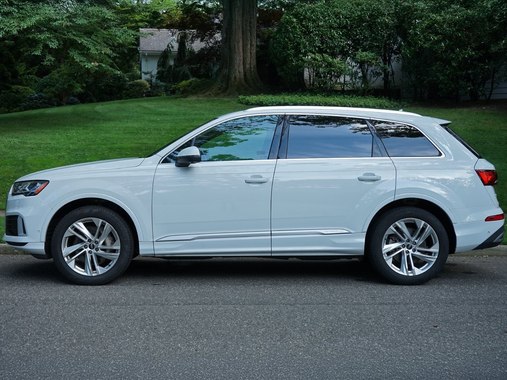 used 2021 Audi Q7 car, priced at $26,095