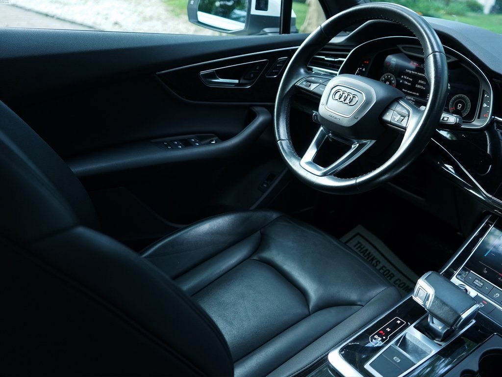 used 2021 Audi Q7 car, priced at $26,095