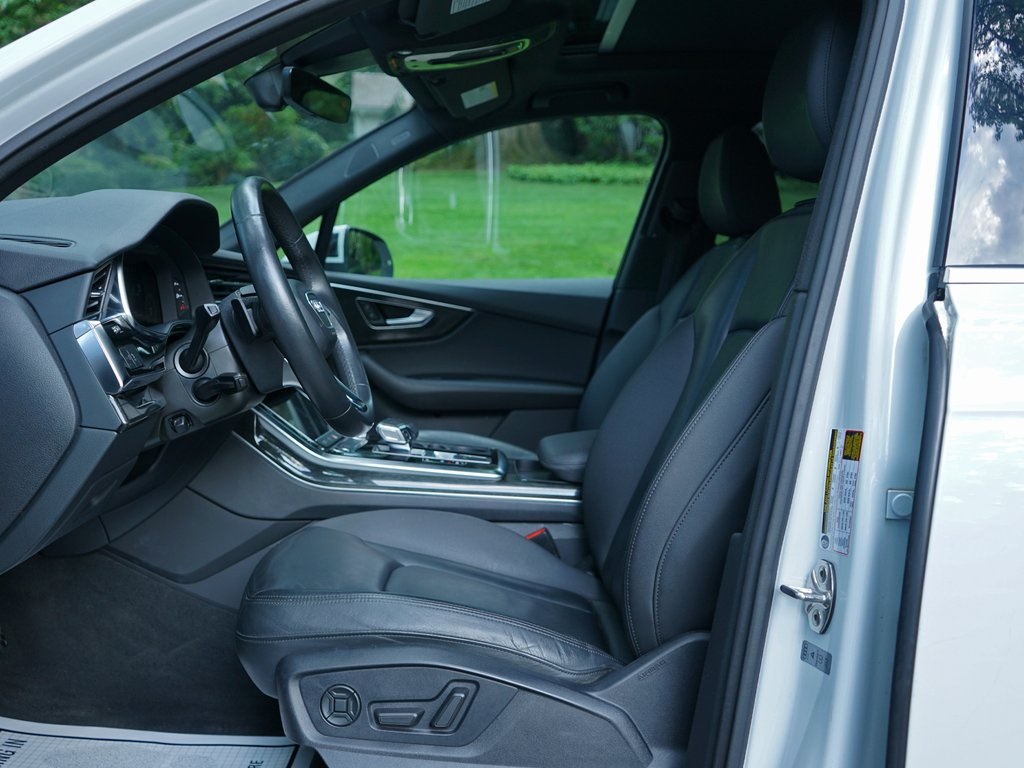 used 2021 Audi Q7 car, priced at $26,095