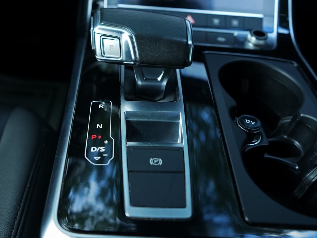used 2021 Audi Q7 car, priced at $26,095