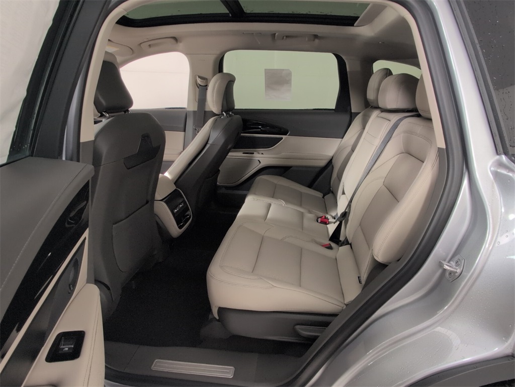 new 2025 Lincoln Nautilus car, priced at $58,387