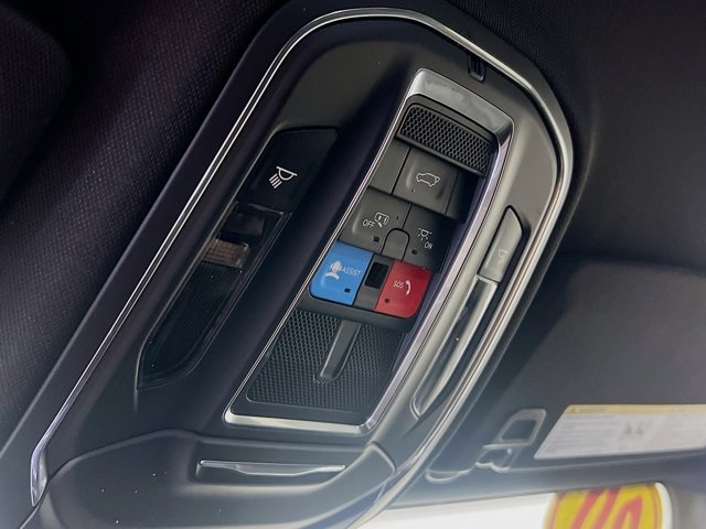 used 2023 Jeep Grand Cherokee car, priced at $32,097