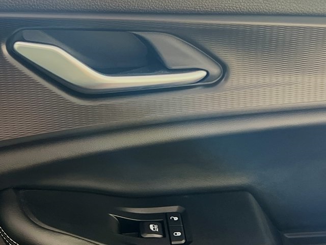 used 2023 Jeep Grand Cherokee car, priced at $32,097