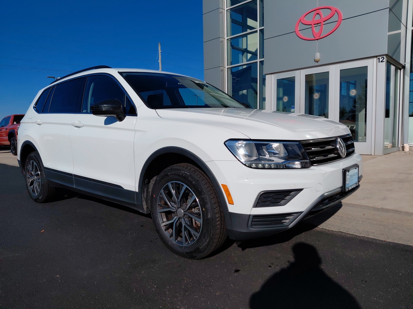 used 2020 Volkswagen Tiguan car, priced at $14,450