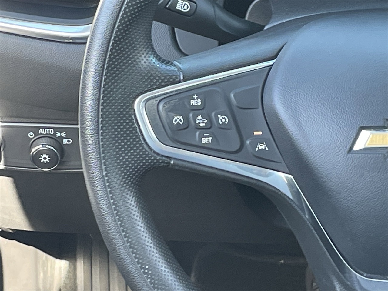 used 2022 Chevrolet Equinox car, priced at $17,784
