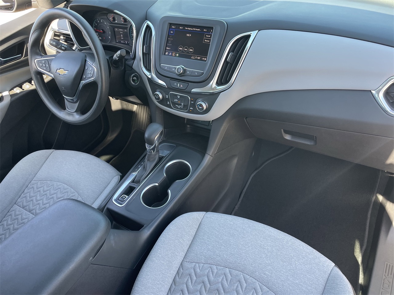 used 2022 Chevrolet Equinox car, priced at $17,784