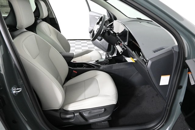 new 2025 Kia Niro car, priced at $30,468