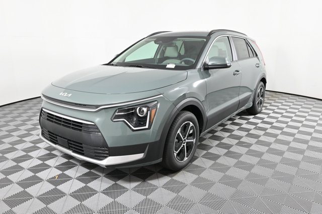 new 2025 Kia Niro car, priced at $30,468