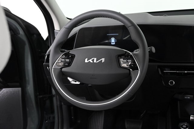 new 2025 Kia Niro car, priced at $30,468