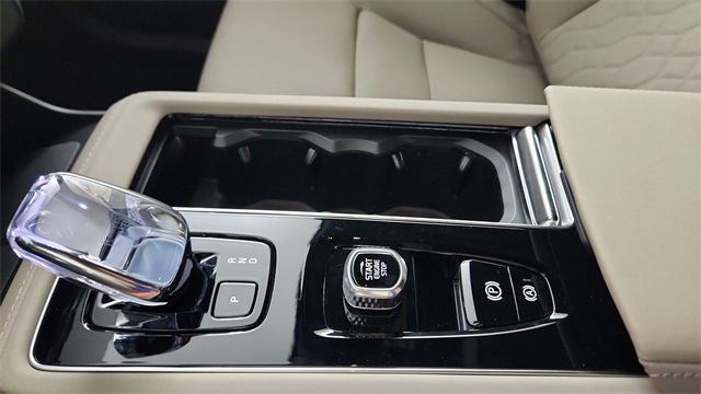 new 2026 Volvo XC90 Plug-In Hybrid car, priced at $81,875