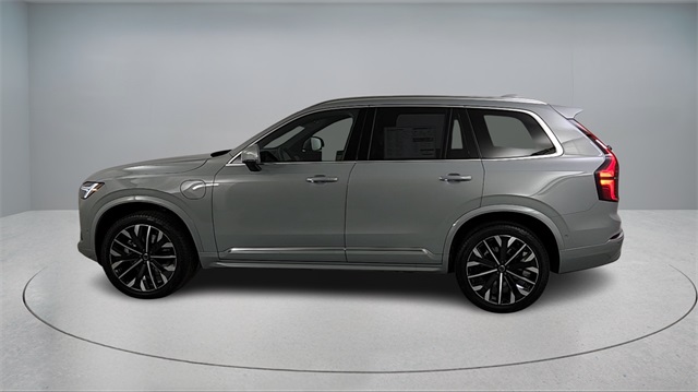 new 2026 Volvo XC90 Plug-In Hybrid car, priced at $81,875
