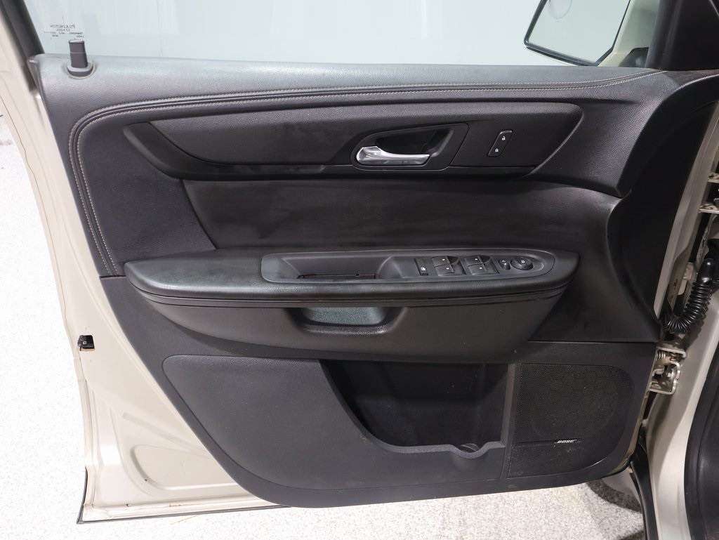 used 2013 Chevrolet Traverse car, priced at $5,500