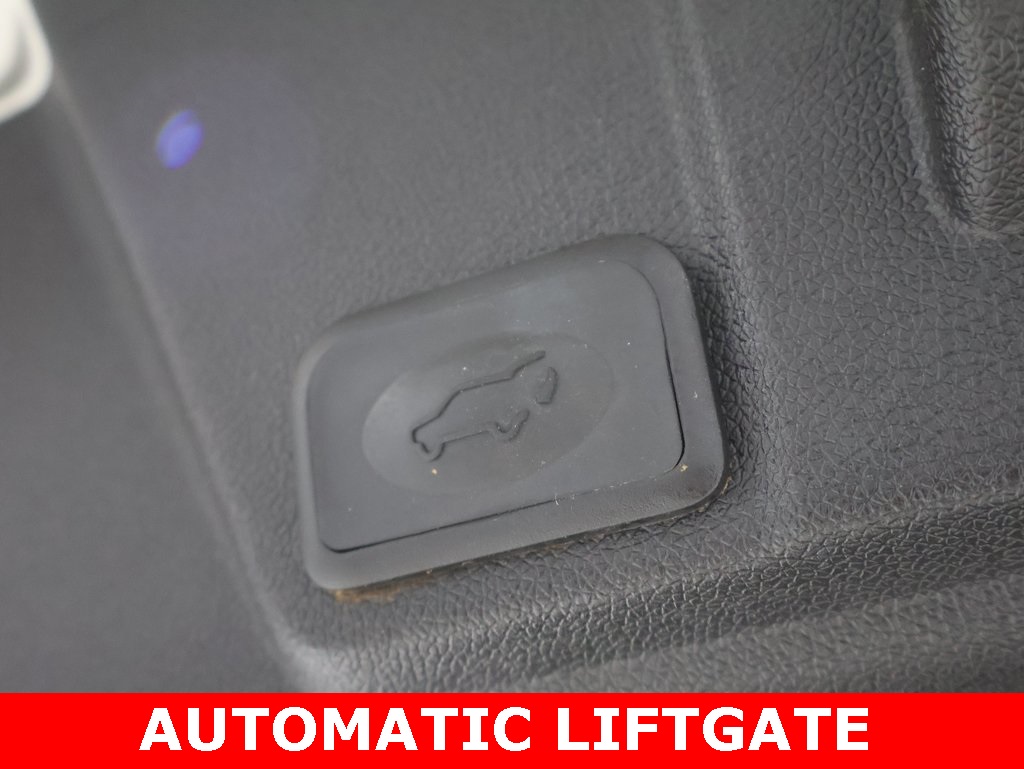 used 2013 Chevrolet Traverse car, priced at $5,500