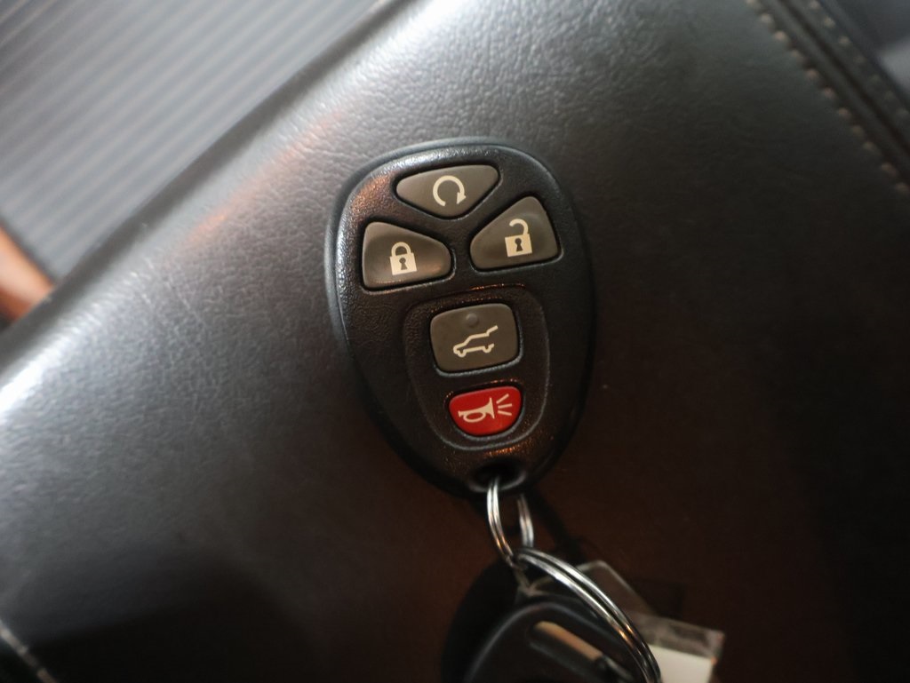 used 2013 Chevrolet Traverse car, priced at $5,500