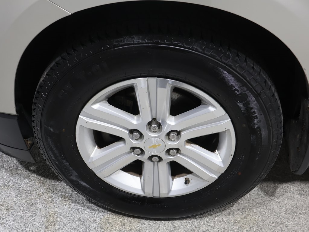used 2013 Chevrolet Traverse car, priced at $5,500