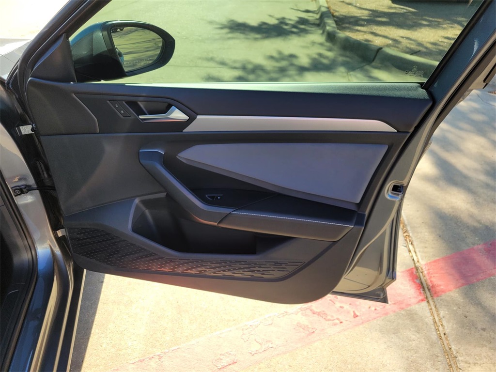 used 2025 Volkswagen Jetta car, priced at $22,656