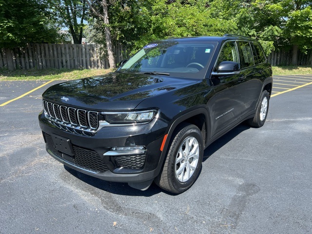used 2023 Jeep Grand Cherokee car, priced at $30,000