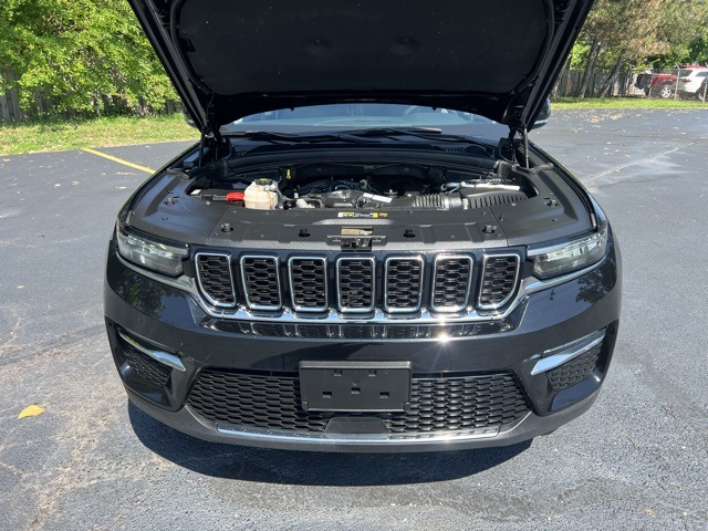 used 2023 Jeep Grand Cherokee car, priced at $30,000