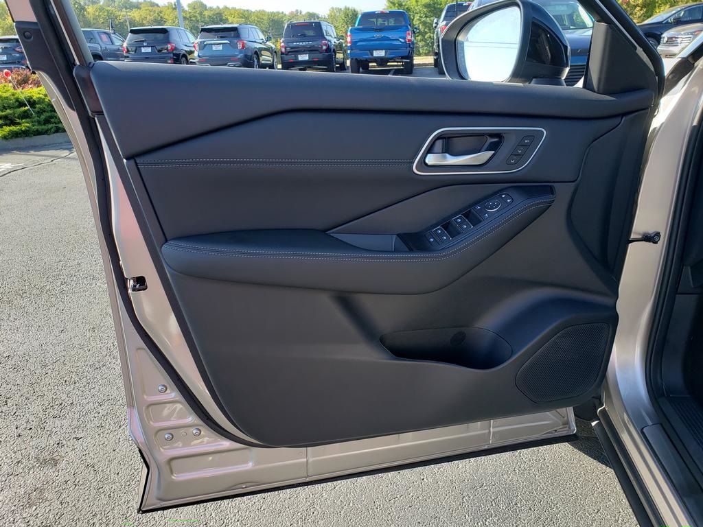 new 2026 Nissan Rogue car, priced at $39,499