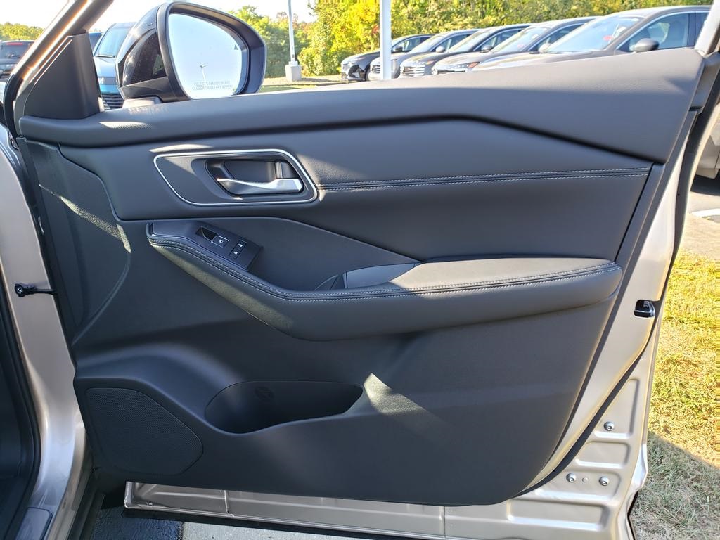 new 2026 Nissan Rogue car, priced at $39,499