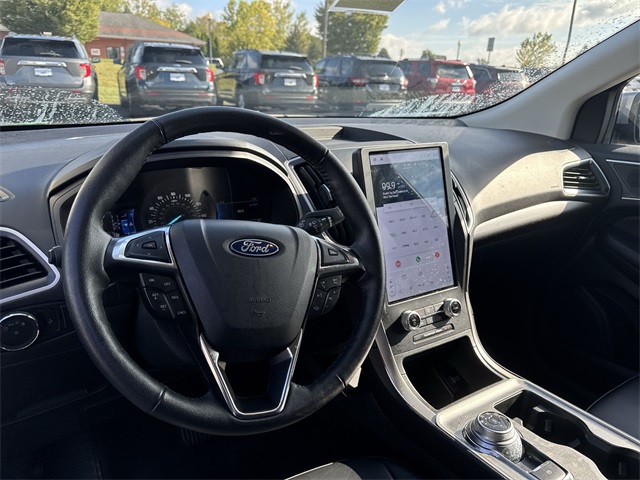 used 2024 Ford Edge car, priced at $24,499