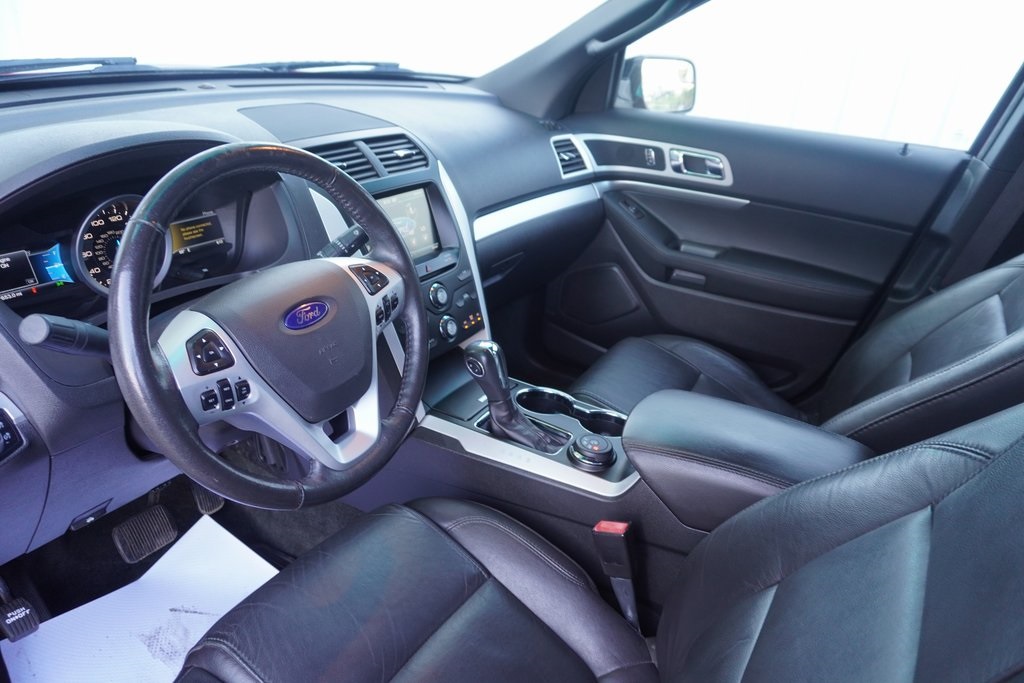 used 2015 Ford Explorer car, priced at $14,900
