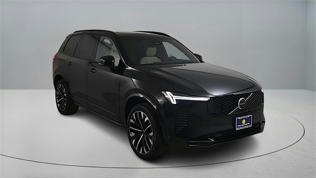new 2026 Volvo XC90 Plug-In Hybrid car, priced at $92,705