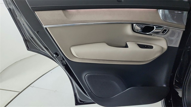 new 2026 Volvo XC90 Plug-In Hybrid car, priced at $92,705