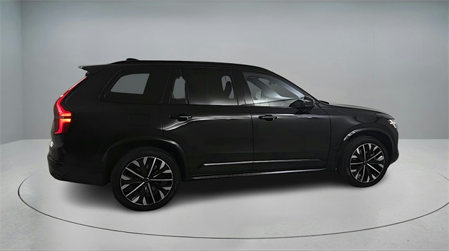 new 2026 Volvo XC90 Plug-In Hybrid car, priced at $92,705