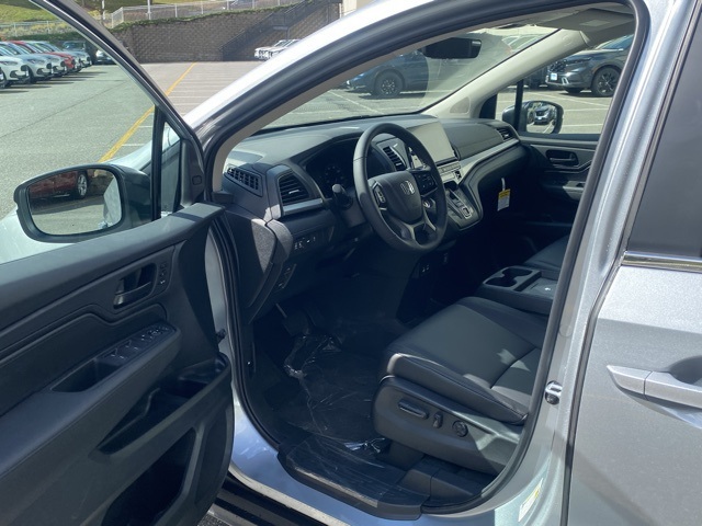 new 2026 Honda Odyssey car, priced at $42,076