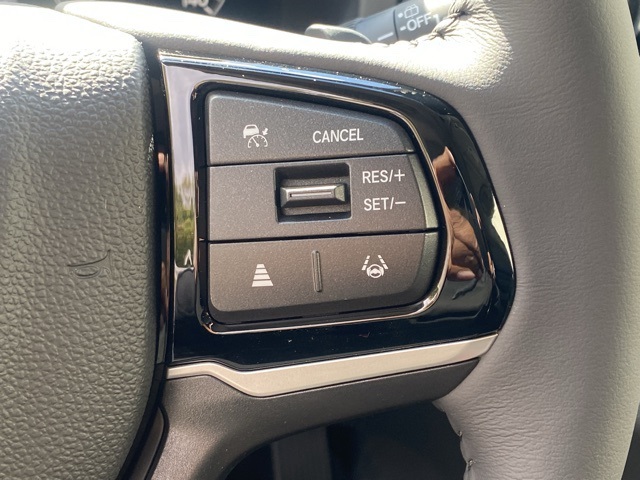 new 2026 Honda Odyssey car, priced at $42,076