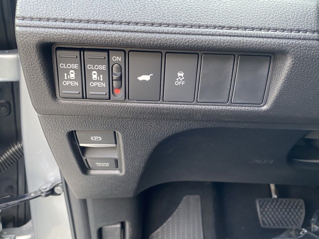 new 2026 Honda Odyssey car, priced at $42,076