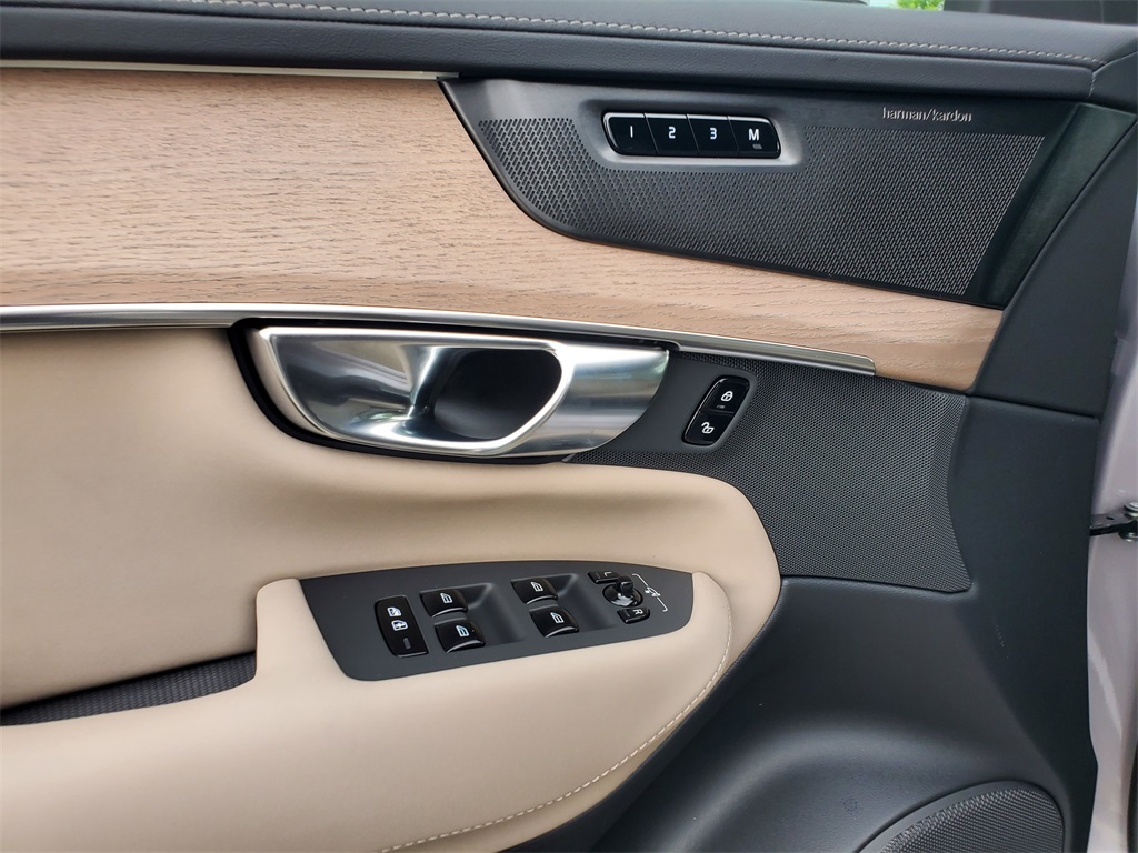 new 2026 Volvo XC90 car