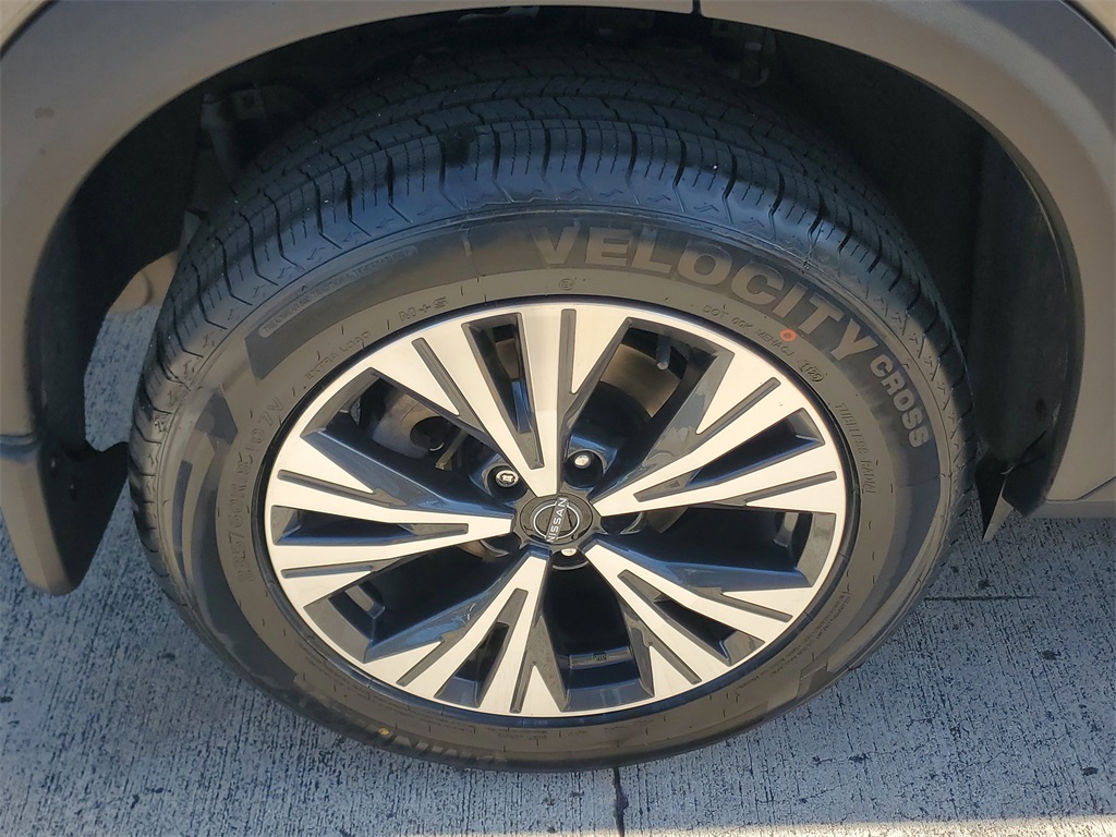 used 2022 Nissan Rogue car, priced at $19,995