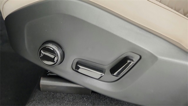 new 2026 Volvo XC90 car, priced at $68,035