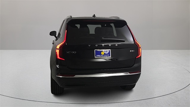 new 2026 Volvo XC90 car, priced at $68,035