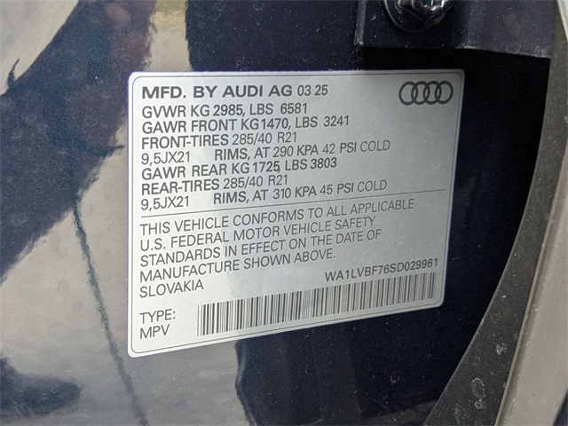 new 2025 Audi Q7 car, priced at $72,080