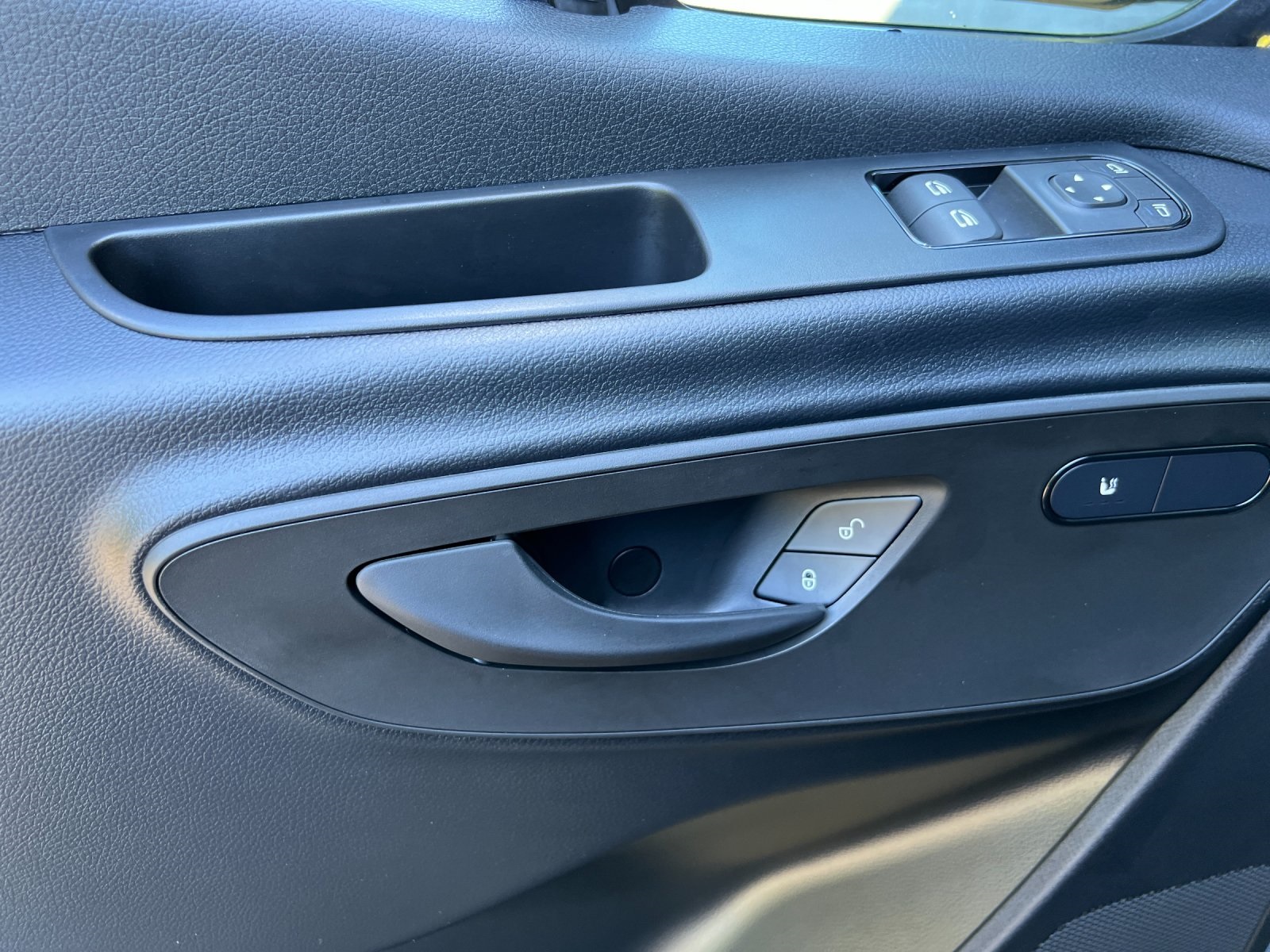 new 2025 Mercedes-Benz Sprinter 2500 car