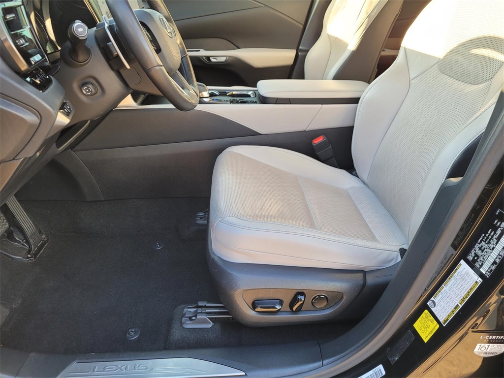 used 2023 Lexus RX car, priced at $46,900