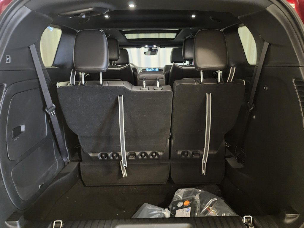 new 2025 Chrysler Pacifica Hybrid car, priced at $43,999