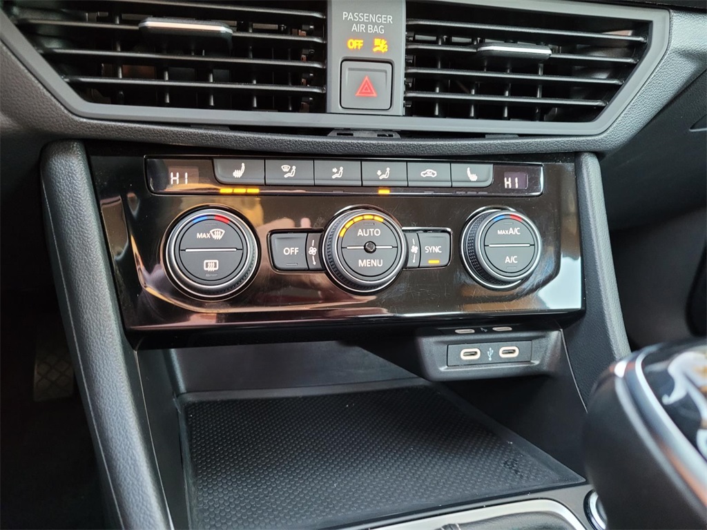 used 2024 Volkswagen Jetta car, priced at $21,990