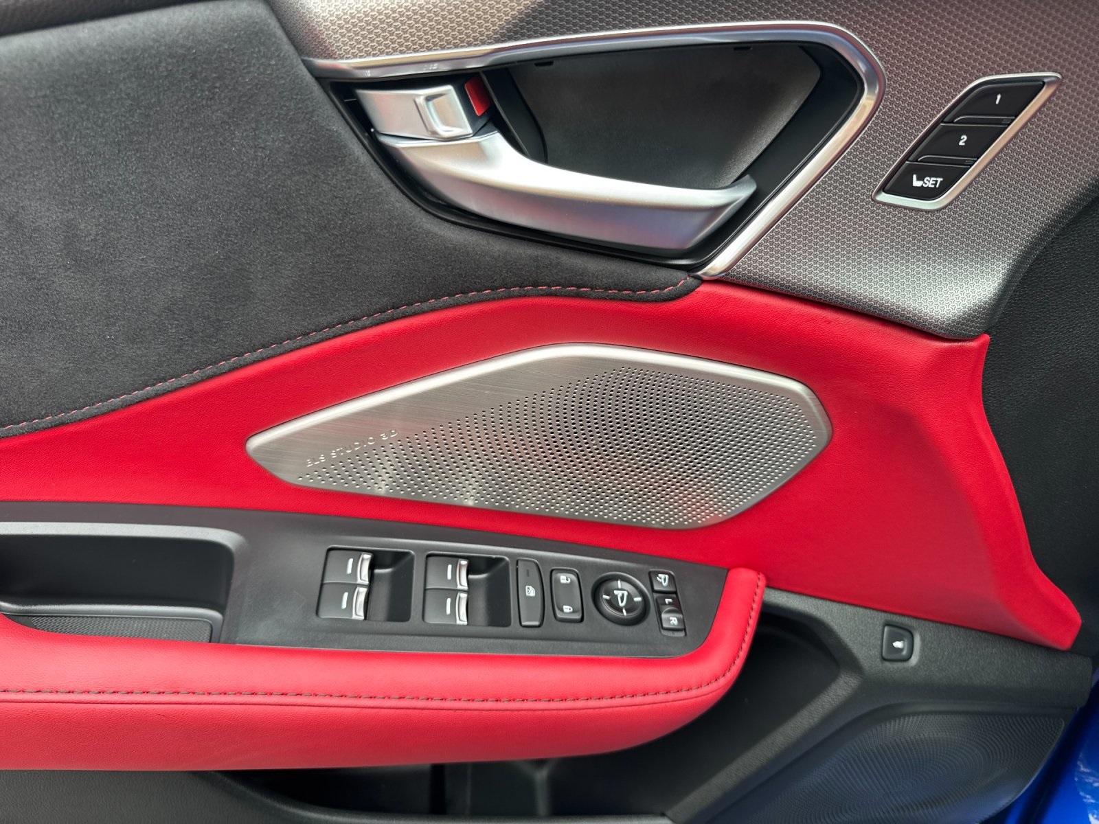 used 2025 Acura RDX car, priced at $51,498