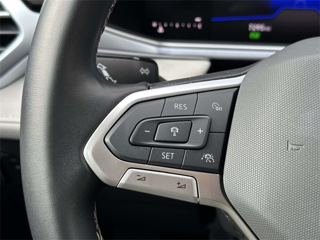 new 2025 Volkswagen Taos car, priced at $32,921