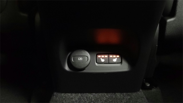 new 2026 Volvo XC40 car, priced at $57,920